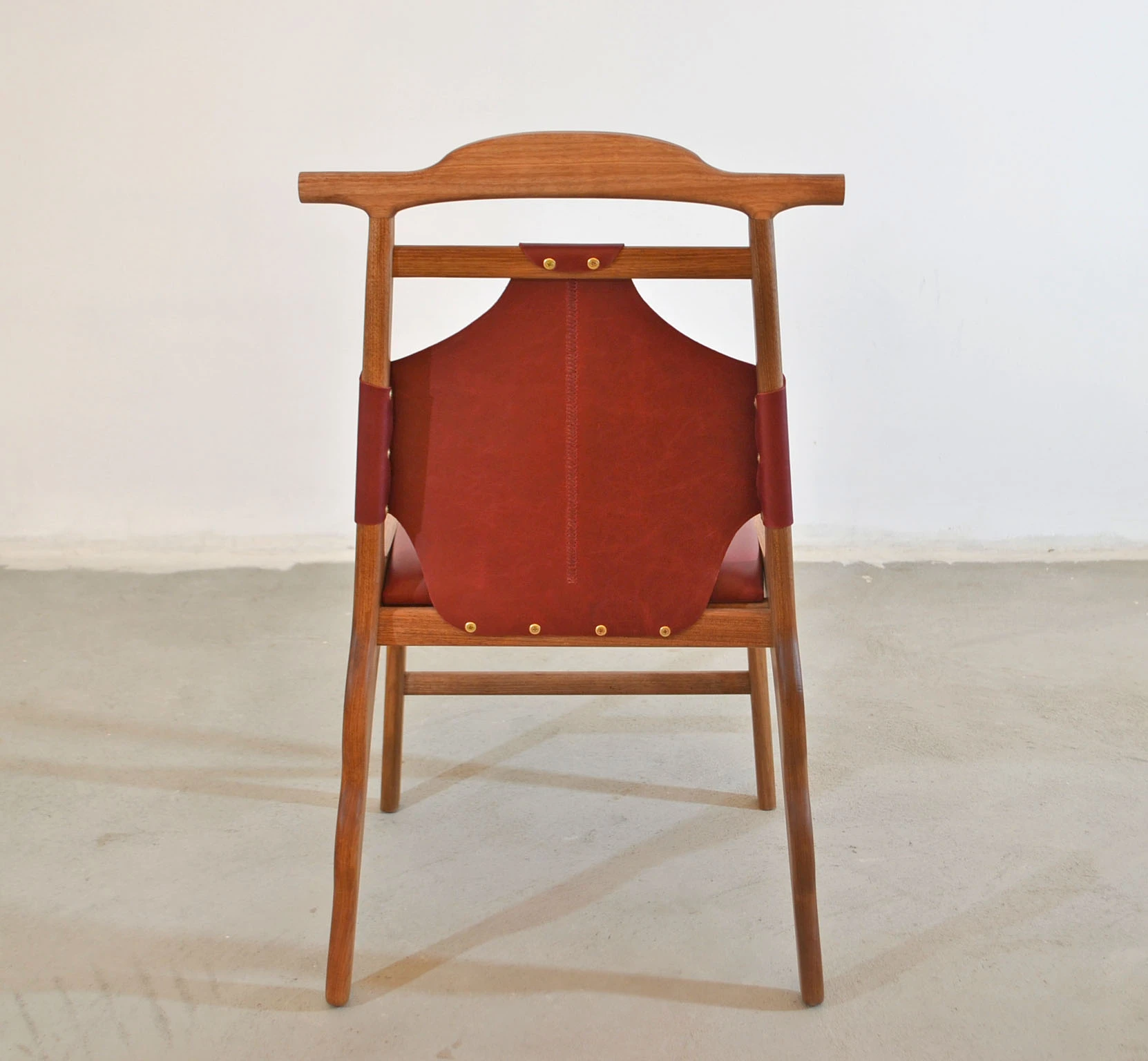 Natural Nadyr Chair, front view